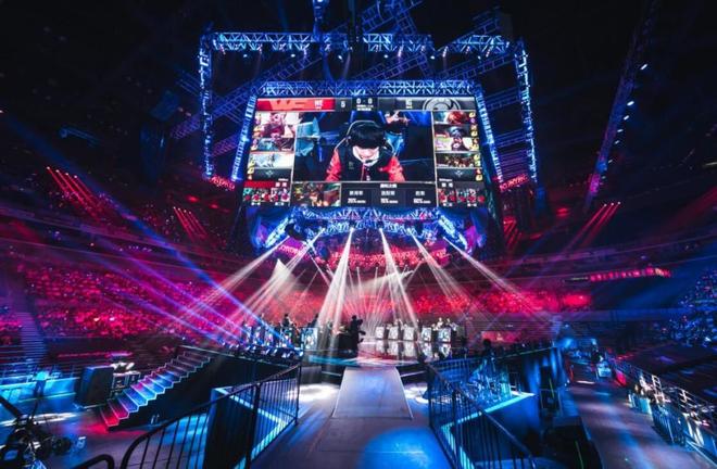 凭借前场的 凭借前场的