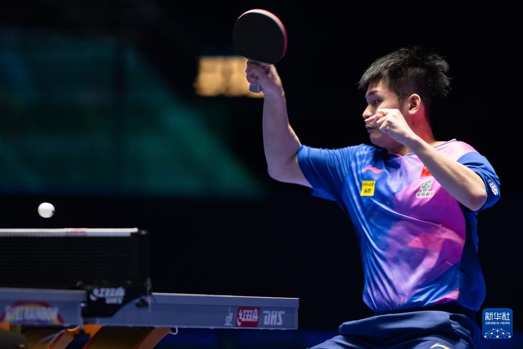 更衣室的香 更衣室的香